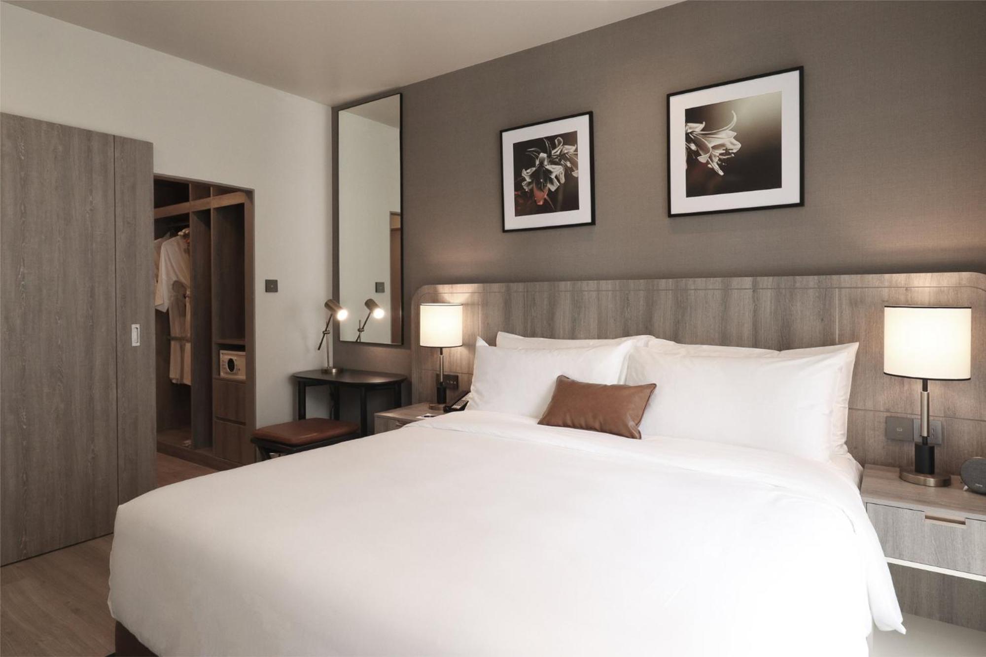 Staybridge Suites Bangkok Sukhumvit By Ihg Exteriör bild