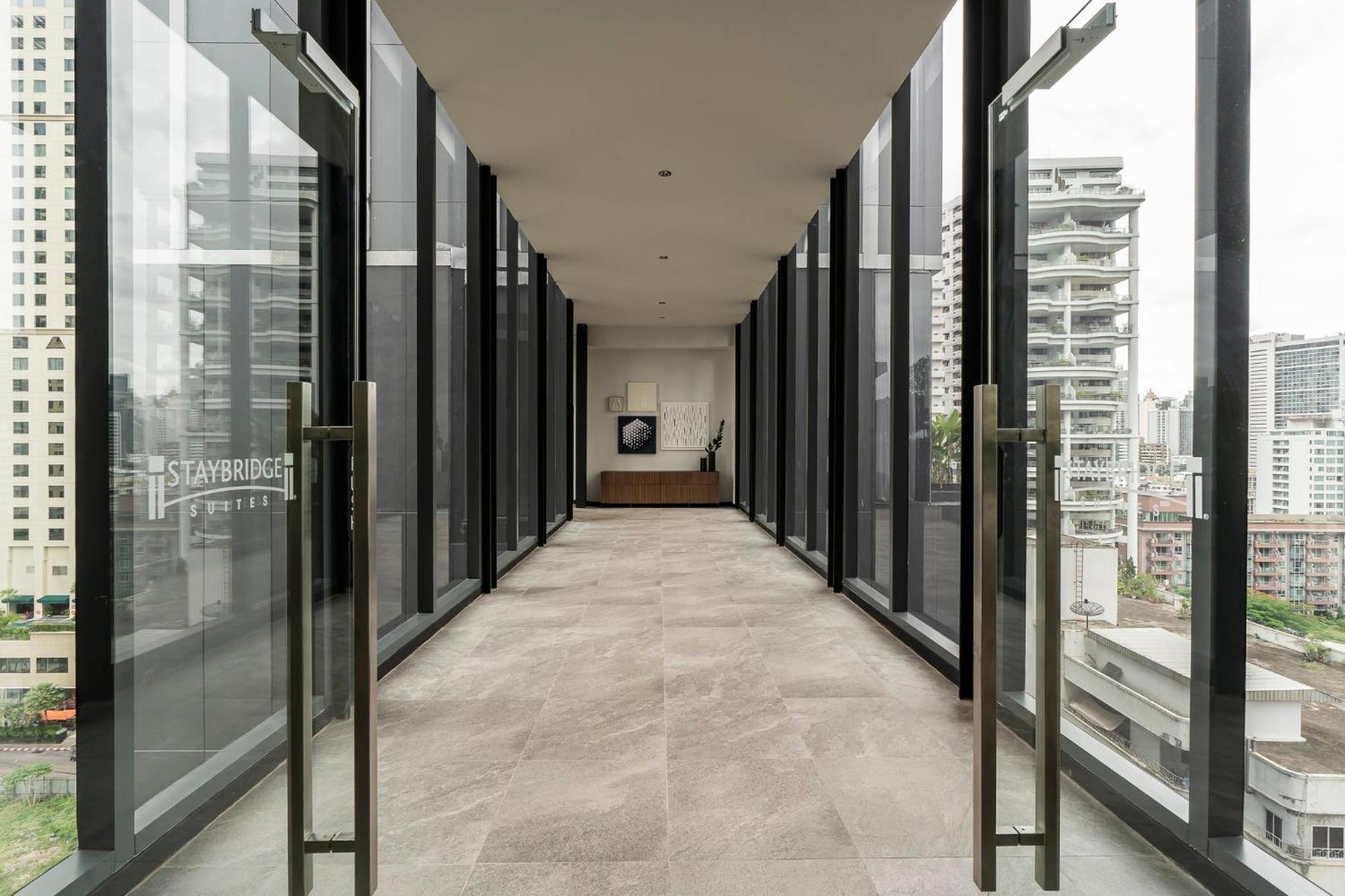 Staybridge Suites Bangkok Sukhumvit By Ihg Exteriör bild