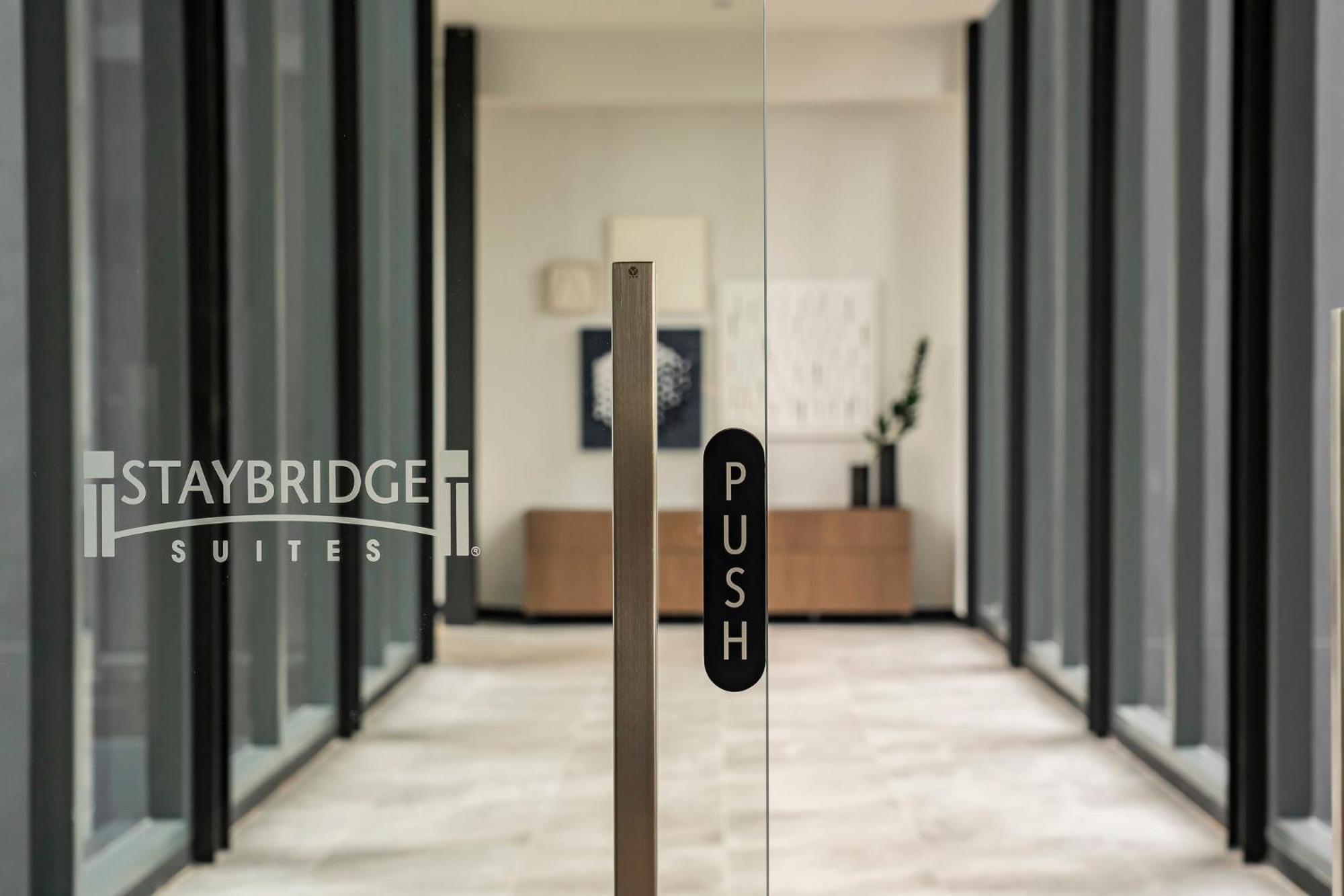 Staybridge Suites Bangkok Sukhumvit By Ihg Exteriör bild