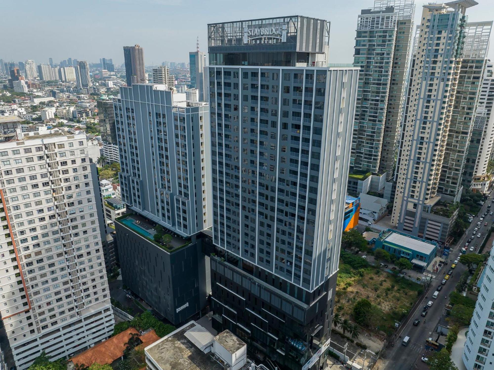 Staybridge Suites Bangkok Sukhumvit By Ihg Exteriör bild