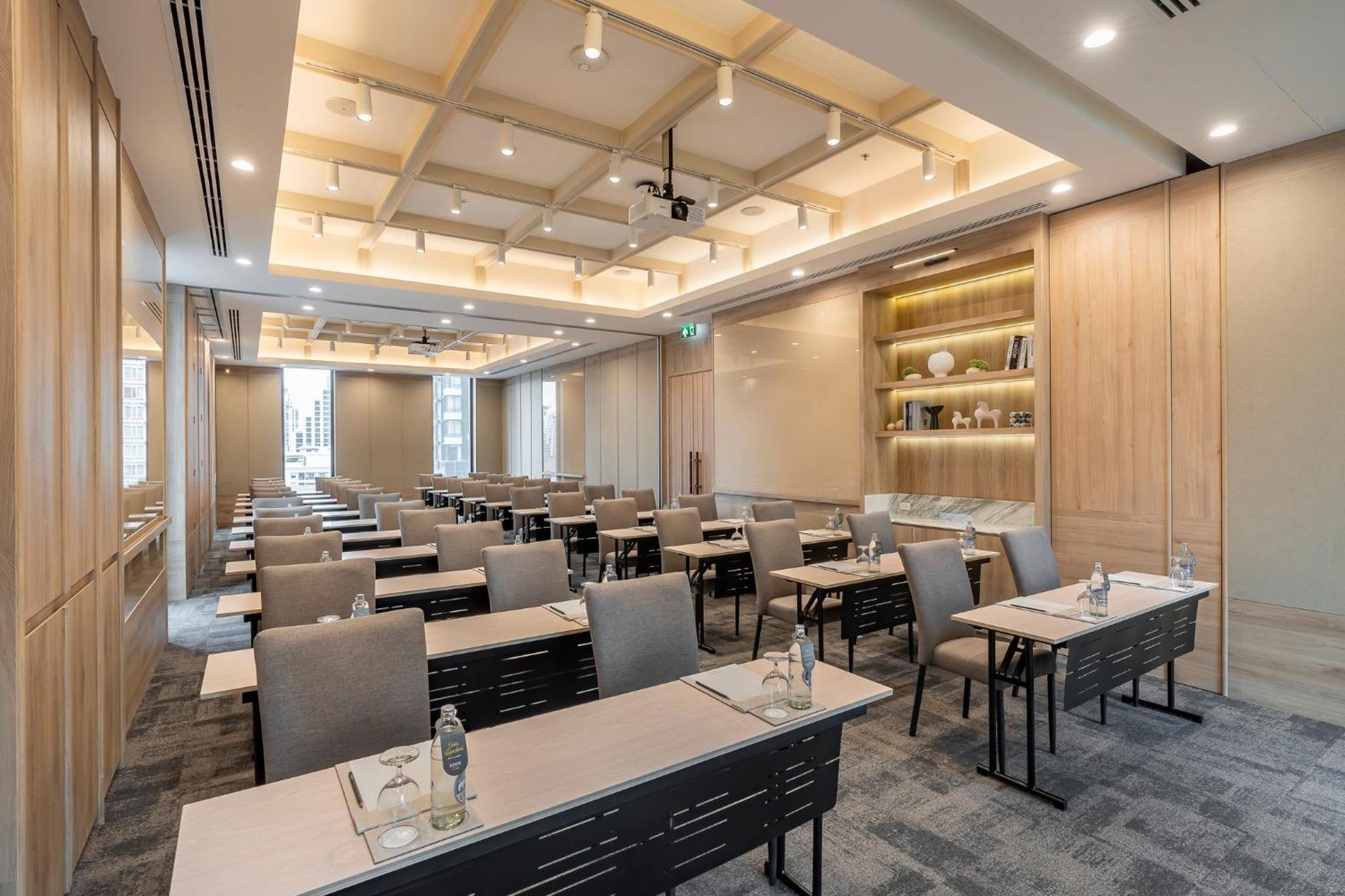 Staybridge Suites Bangkok Sukhumvit By Ihg Exteriör bild