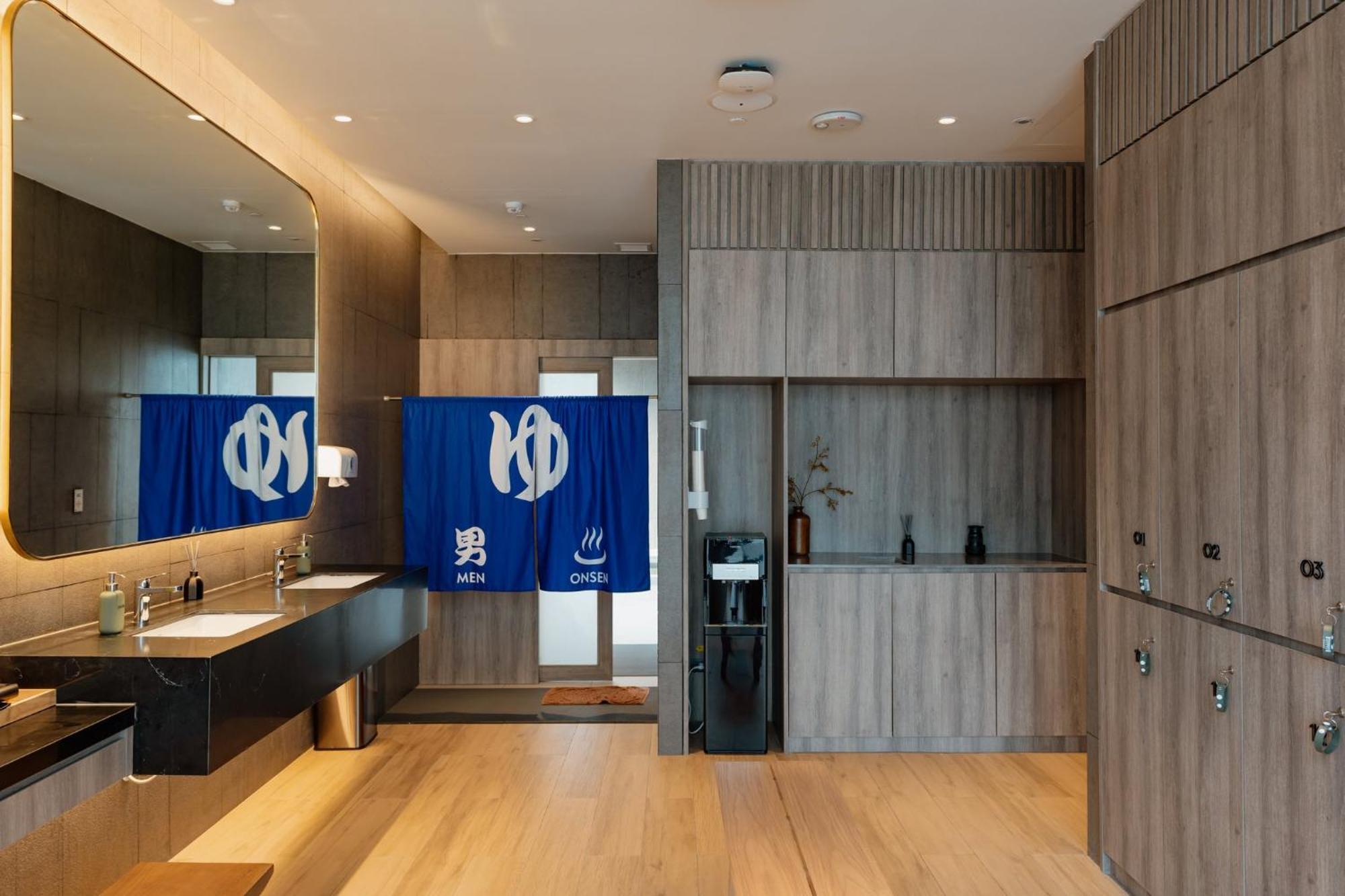 Staybridge Suites Bangkok Sukhumvit By Ihg Exteriör bild