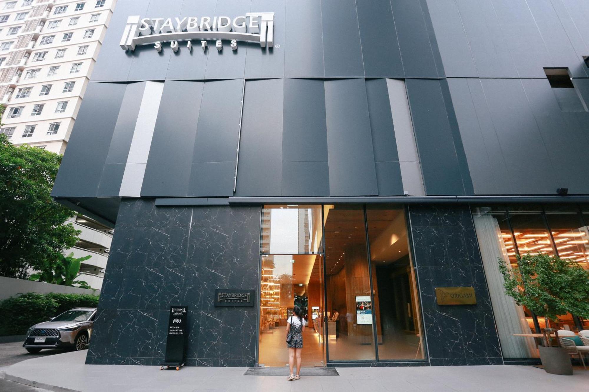 Staybridge Suites Bangkok Sukhumvit By Ihg Exteriör bild